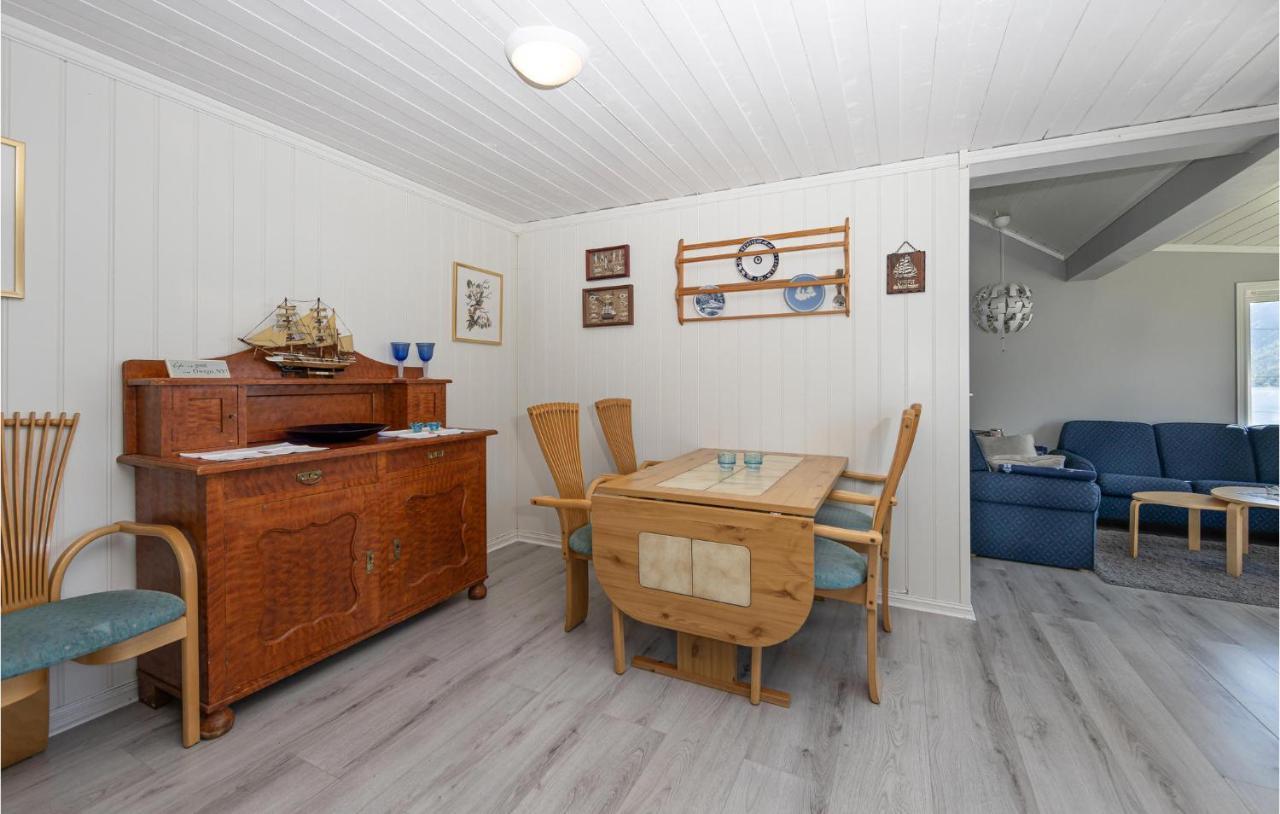 2 Bedroom Awesome In *